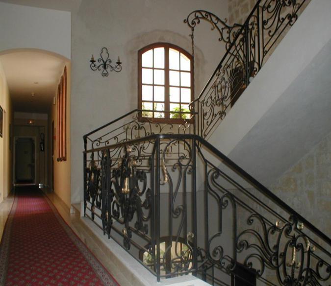 Les Echevins Hotel Tarascon Luaran gambar