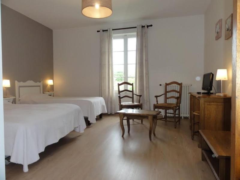 Les Echevins Hotel Tarascon Bilik gambar