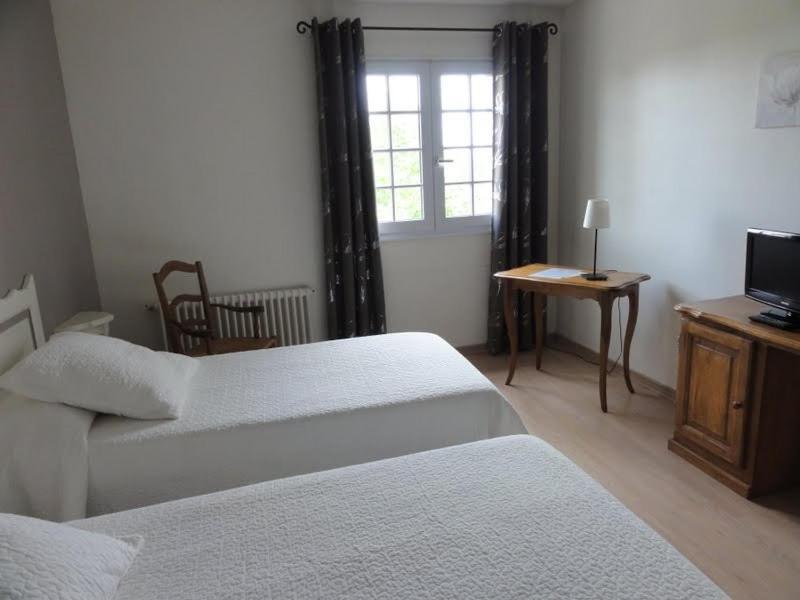 Les Echevins Hotel Tarascon Bilik gambar
