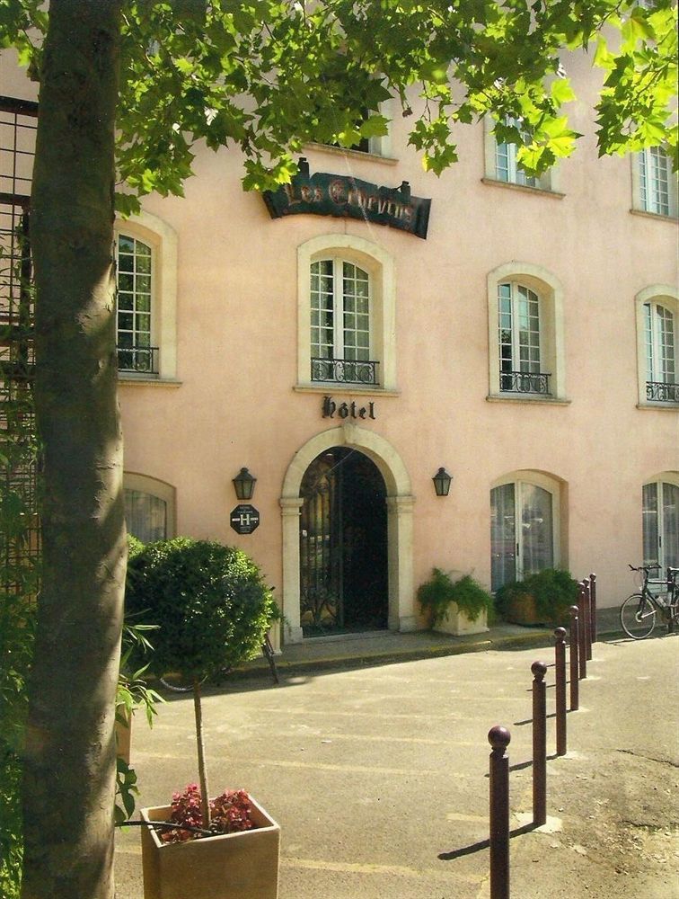 Les Echevins Hotel Tarascon Luaran gambar