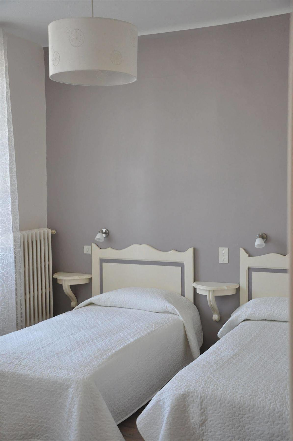 Les Echevins Hotel Tarascon Luaran gambar
